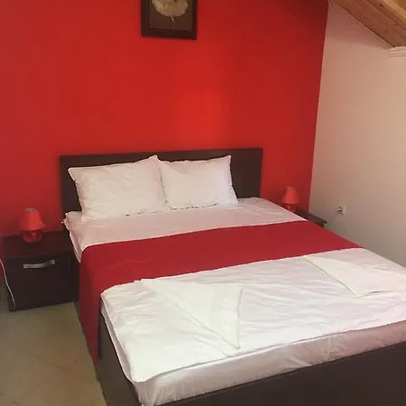 Konukevi La Pasarela 3*